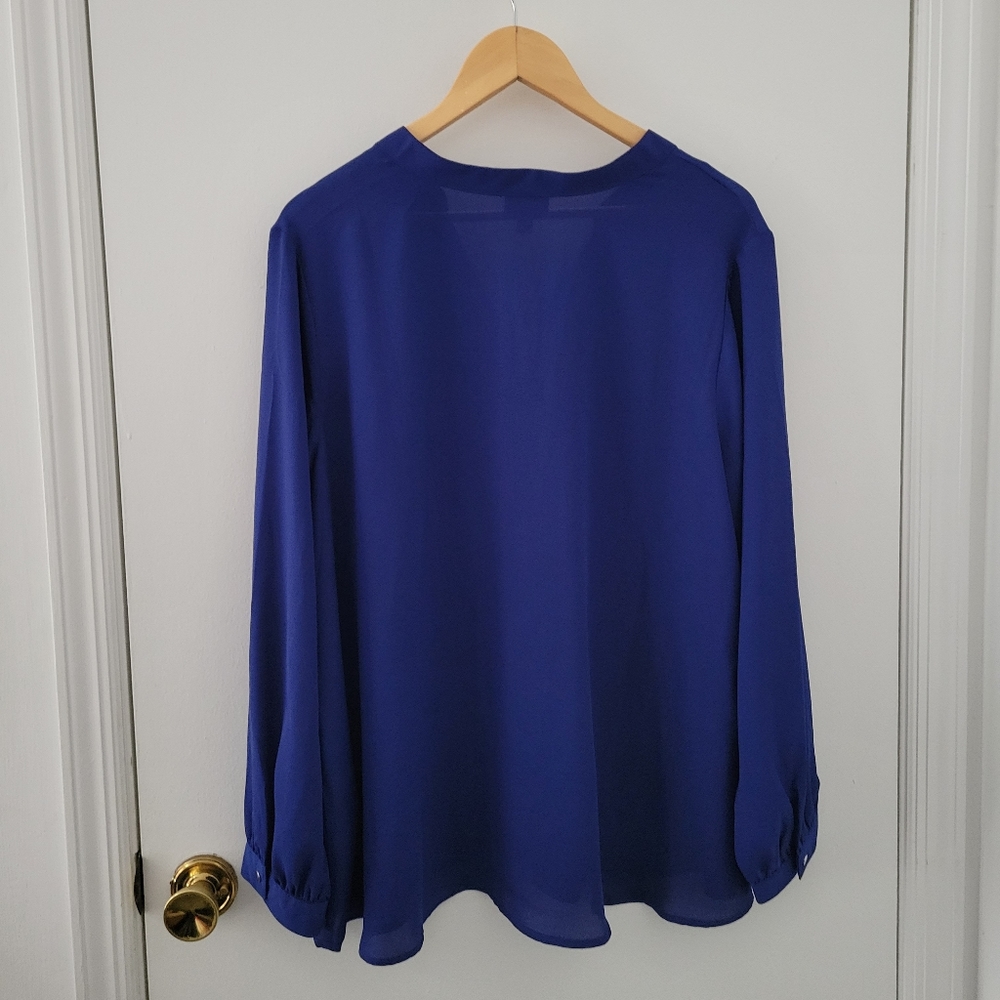 Avenue || 18/20 Plus Blue V Neck Silver Studs Shirt - Picture 2 of 4